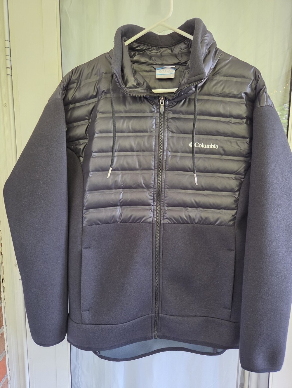 Columbia Women's Black Hybrid Puffer Jacket with Quilted Insulated Chest. Sz L